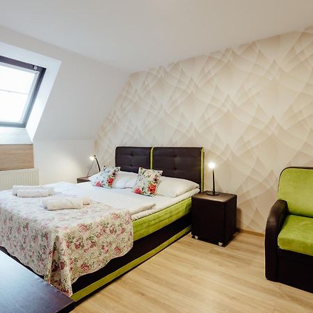Penzion Panda 2 Turčianske Teplice Exterior foto
